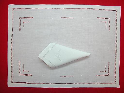 BRS-J320, Breakfast Sets (Hand Embroidered)